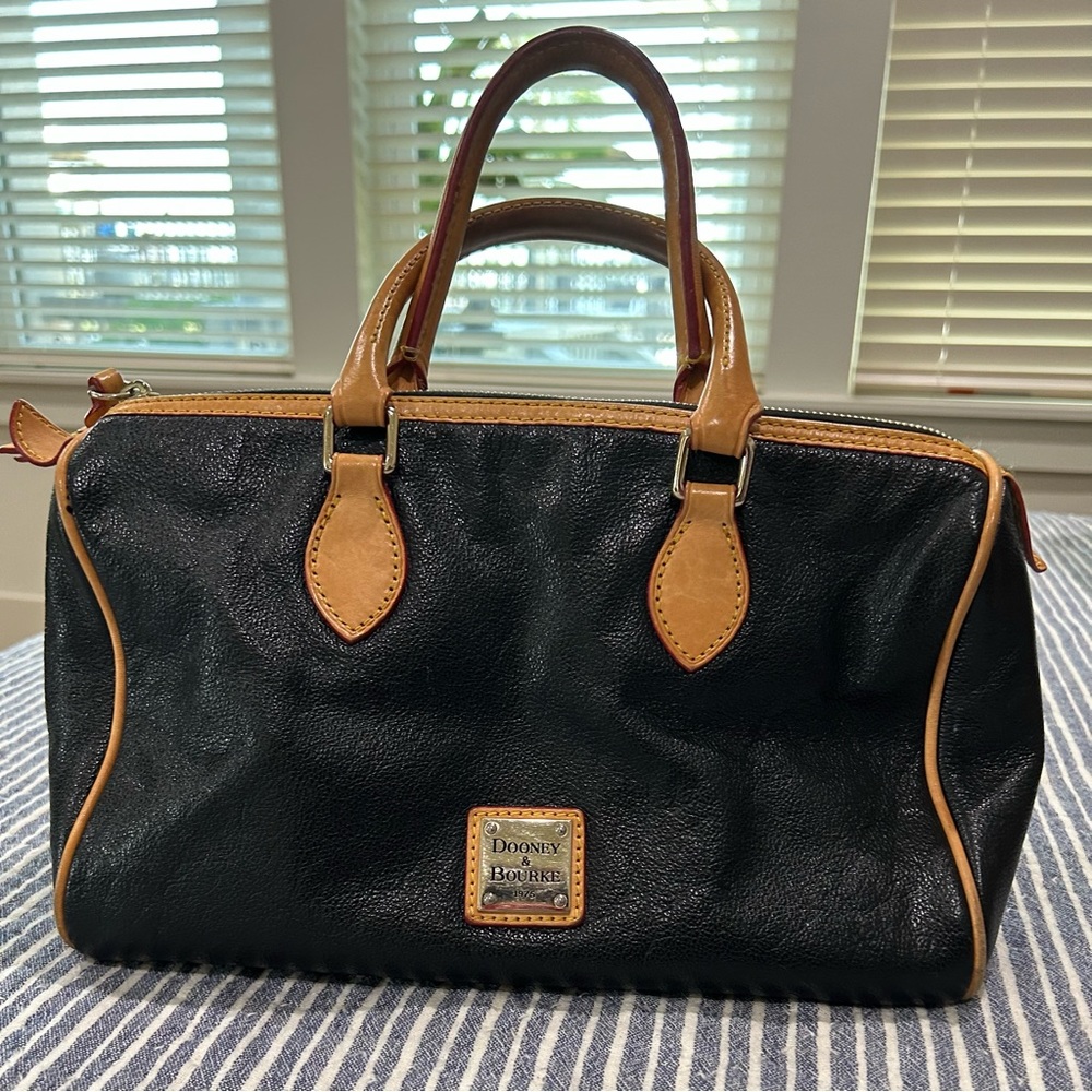 Leather Dooney & Bourke handbag